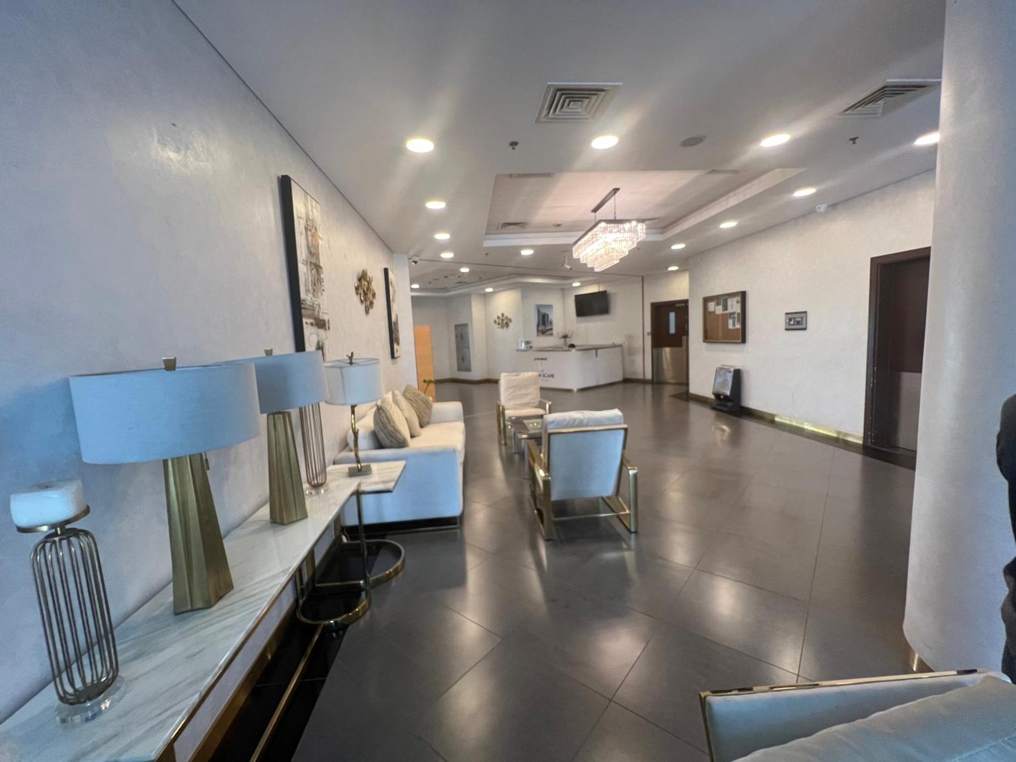 Large Size One Bedroom Apartment With Sea View أبو ظبي المظهر الخارجي الصورة